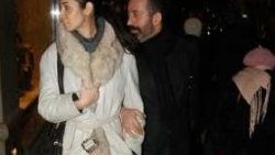 Cem Yılmaz bebek alışverişinde - Foto Galeri
