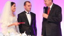 Başbakan Erdoğan'dan 5 çocuk esprisi - Video