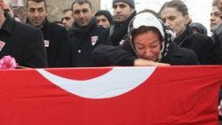Şehidin ağabeyinden teröre tokat gibi sözler