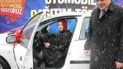 Dereceye giren öğrencilere başkandan sıfır araba