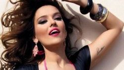 Demet Akalın'a kanser şoku