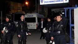 Mersin’de polise silahlı saldırı