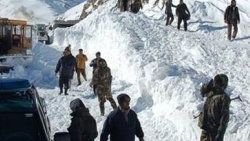 Afganistan’da bir köy çığ altında kaldı: 22 ölü