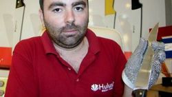Acemi kasaplar için yeni buluş: Çelik eldiven