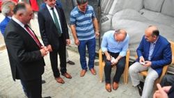 Bakan ’sigarayı bıraktım’ taahhütnamesi imzalattı