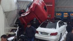 TEM'de 15 araç birbirine girdi