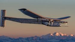 Güneş enerjisiyle uçan Solar Impulse Çin'e havalandı