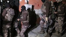 Eşimi ve çocuklarımı vurdum dedi alkolden sızmış bulundu