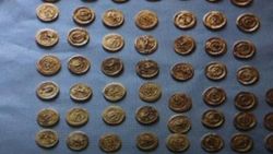 Sivas'ta bir kişinin üzerinden 60 altın sikke çıktı