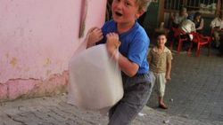 Dedelerinin vasiyetini kuraklık yüzünden yerine getiremediler