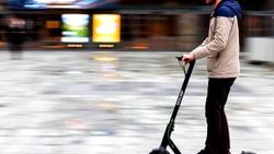 Scooter'la hız yapan 15 yaşındaki çocuğa ceza