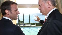 Macron'dan dörtlü zirveye özel tweet