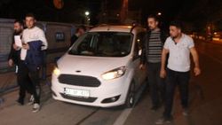 Husumetli akrabaların yol verme kavgası kanlı bitti