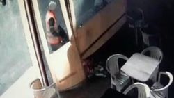 Temizlik görevlisinin intikamı kamerada