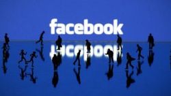 Facebook yeni yıl içeriği için kullanıcılardan özür diledi