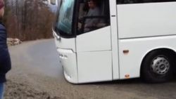 Vitesleri karıştırınca uçuruma sürdü