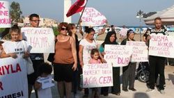 Mersinlilerden Suriyeli çocuğa cinsel tacize protesto