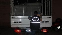 Yanlışlıkla annesini ezdi