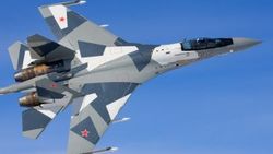 Rusya Çin'e Su-35 savaş uçağını teslim etti