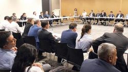 AVM sahipleri, dolarla kira ödeyenlere yardım edecek