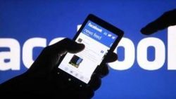 Facebook'a 'hikayeler' özelliği geliyor