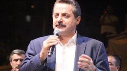 Bakan Çelik demokrasi nöbetine katıldı