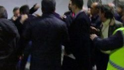 Fatih'te seçim kurulu önünde gerginlik