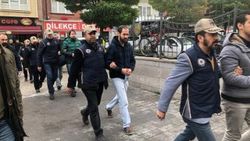 FETÖ şüphelisi askerler adliyeye götürüldü