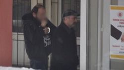 FETÖ’den aranan başsavcı noterde yakalandı