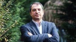 Celal Kara darbenin sonucunu Yunan adalarında bekledi