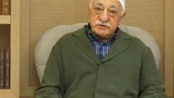 Fethullah Gülen'in haki cübbeyle verdiği mesaj