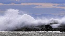 Meteoroloji'den Ege Denizi'nde kuvvetli fırtına uyarısı