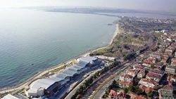 Florya'ya marina geliyor