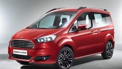 Ford Tourneo Courier'in dünya prömiyeri yapıldı - Foto