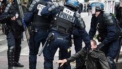 Fransa'da polis şiddetine 48 soruşturma