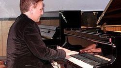 Fransız piyanistten Filistin için konser