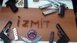 Yunus timleri uygulamada silah yakaladı