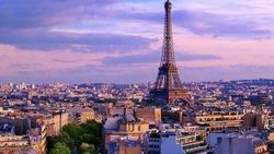 Paris'e giden turist sayısı azaldı