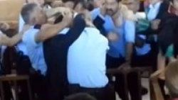 Sarısülük davasının ilk duruşmasında arbede-Video
