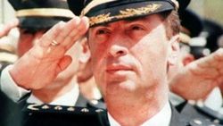 Gaffar Okkan için anıt dikildi