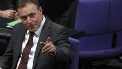 Almanya’dan tepki: AB üyelik müzakereleri bitsin