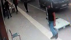 Bursa'da gelin arabalı soygun girişimi