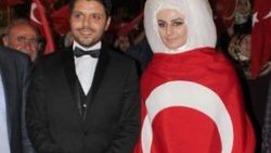 Tokat'ta gelinle damat demokrasi nöbetinde