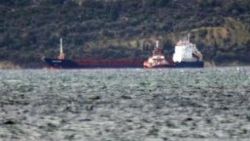 Panama bandıralı gemi Çanakkale Boğazı'nda arızalandı