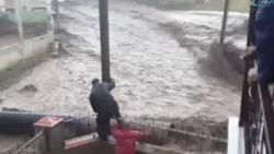 Sel dehşeti kamerada