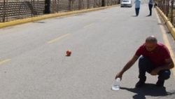 Gizemli yolda top ve suyla deney yaptılar