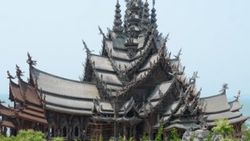 Tayland’ın en büyük ahşap binası 2050’de bitecek