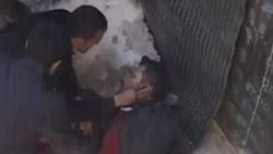 Görme engelli adam 7 metre yükseklikten düştü