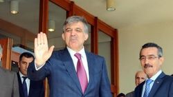 Abdullah Gül hatıra fotoğrafı çektirdi