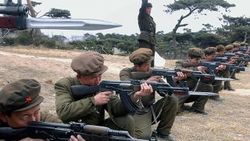 Güney ve Kuzey Kore arasında karşılıklı ateş açıldı